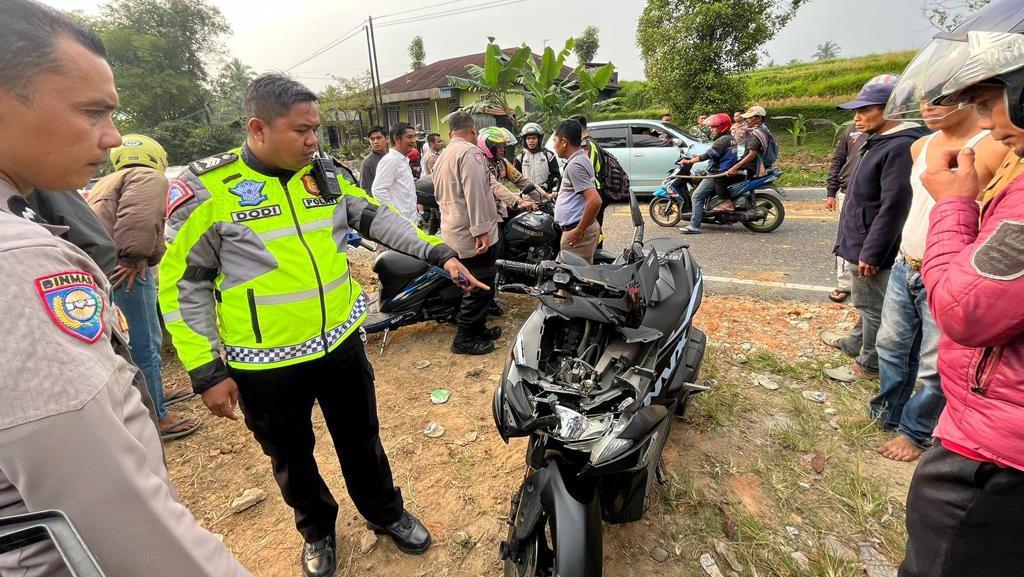 Gagal Nyalip Minibus, Pengendara Motor Di Padang Panjang Tewas