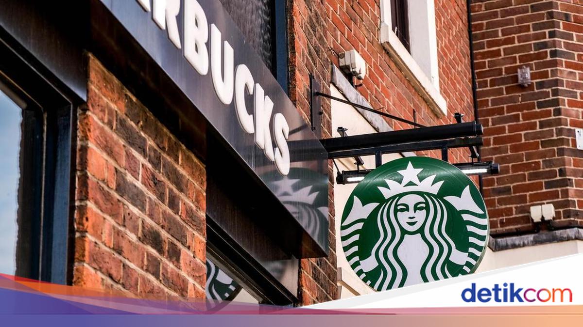 Petinggi Starbucks Mundur di Tengah Restrukturisasi dan PHK Massal