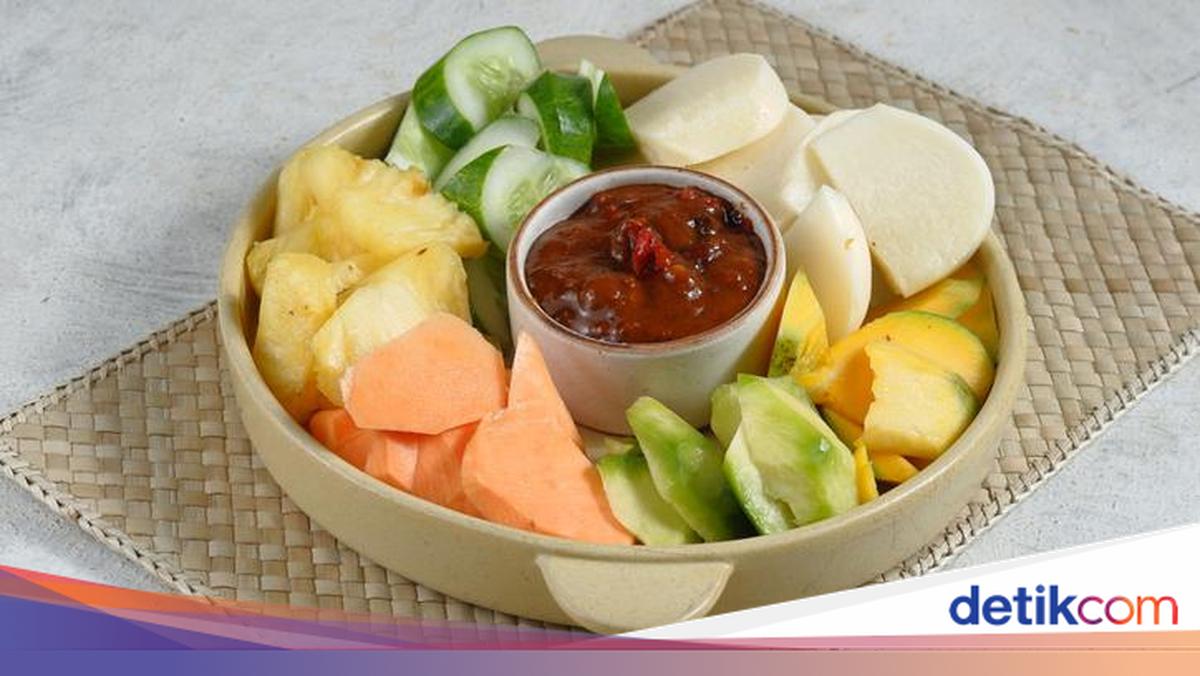 Pedas Segar! 10 Rujak Indonesia, Rujak Buah hingga Rujak Bulung