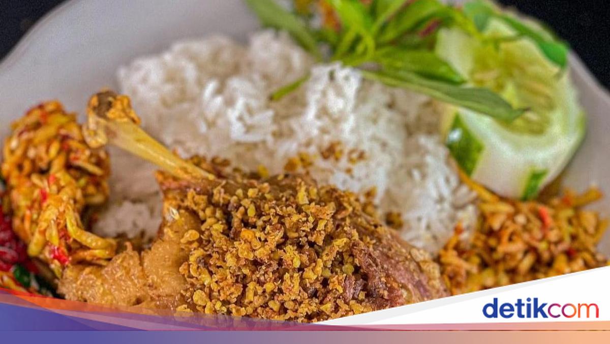 Bebek Sinjay Sambal Pencit Khas Madura