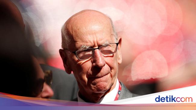 Legendary Manchester United and England footballer, Sir Bobby Charlton, passes away: World football mourns