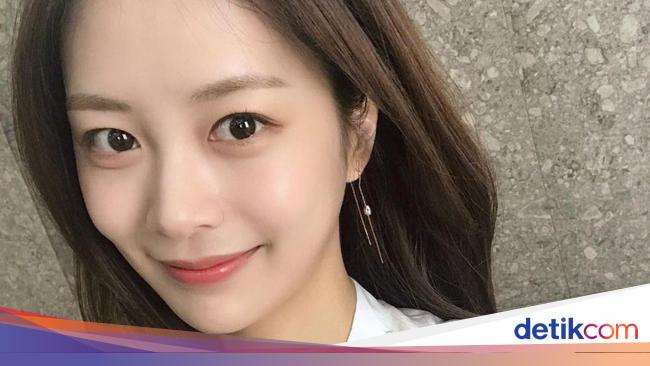 Song Da Eun Gerah Direcoki ARMY Gegara Gosip Pacaran dengan Jimin BTS