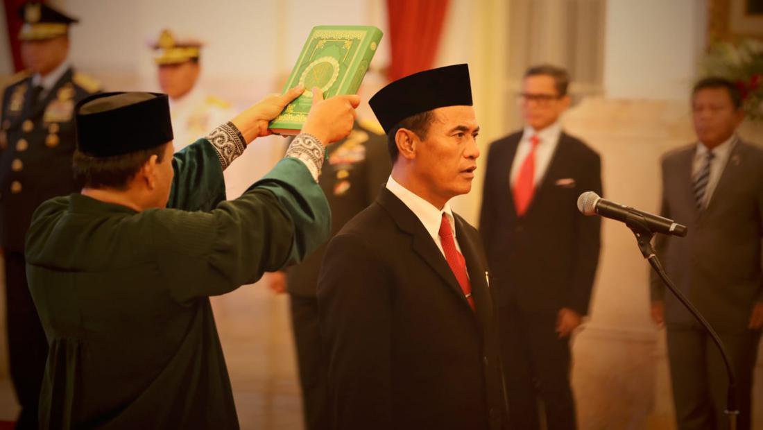 Amran Sulaiman Resmi Dilantik Jokowi Jadi Mentan Gantikan SYL