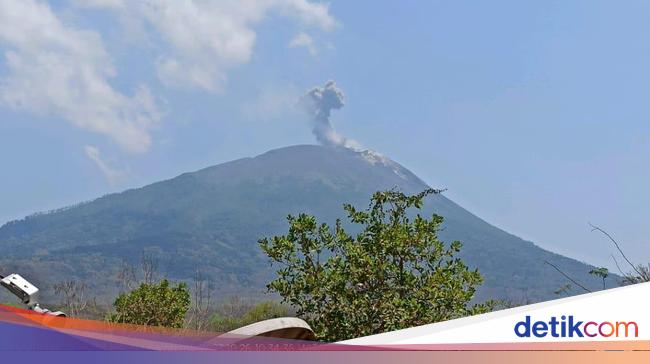 Status Gunung Api di Indonesia: Lewotobi Awas, Merapi hingga Semeru Siaga