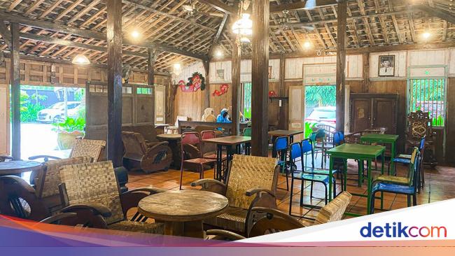 5 Ciri Khas Tempat Makan 'Ndeso' yang Jadi Daya Tarik