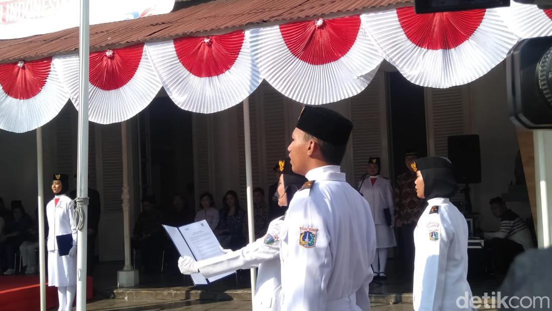 Potret Khidmatnya Upacara Bendera Peringatan 95 Tahun Sumpah Pemuda