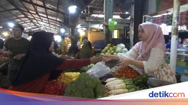 Harga Cabai Rawit di Pasar Rebo Purwakarta Tembus Rp 100 Ribu/Kg