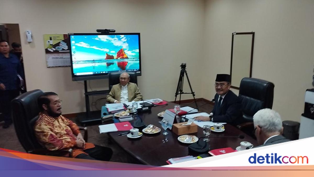 Ketua MK Anwar Usman Jalani Sidang Pelanggaran Etik dengan Tertutup