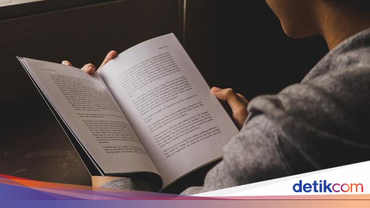 15 Contoh Resensi Buku, Lengkap dengan Unsur dan Cara Menulisnya