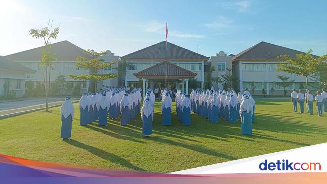 PPDB SMA Unggulan CT Arsa Foundation Sukoharjo, Sekolah Gratis Berasrama