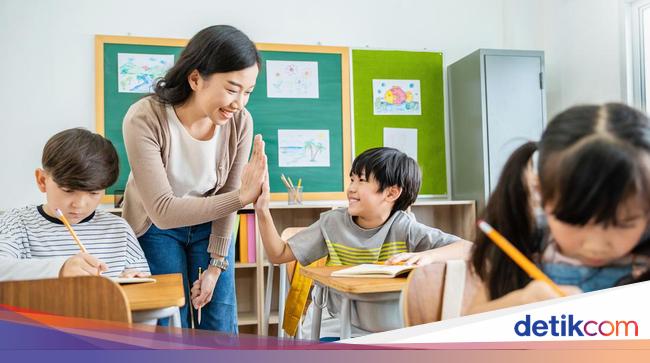 MK Minta SD-SMP Swasta Digratiskan, Sekolah Kurikulum Internasional Bagaimana?