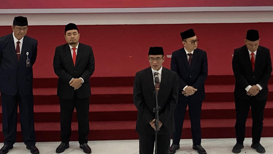 KPU Lantik 50 Anggota KPUD Dari 10 Kabupaten/Kota Di 2 Provinsi Indonesia