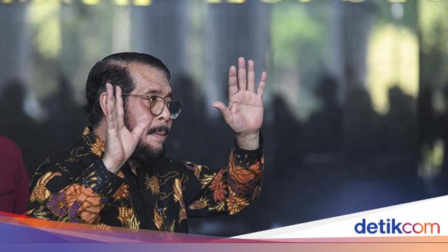 Sadisnya Komentar Netizen soal Anwar Usman Sakit Disorot Hakim MK