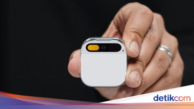 Ai Pin Kotak Kecil Yang Bakal Gantikan Ponsel Di Masa Depan Ai Pin Kotak Kecil Yang Bakal Gantikan Ponsel Di Masa Depan