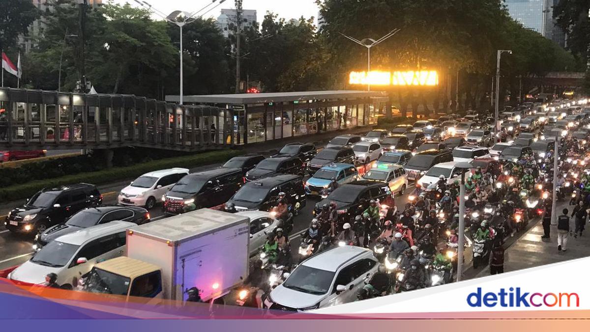 Macet Jakarta Posisi 24 Dunia, DPRD Dorong Perluas Integrasi TransJ-LRT