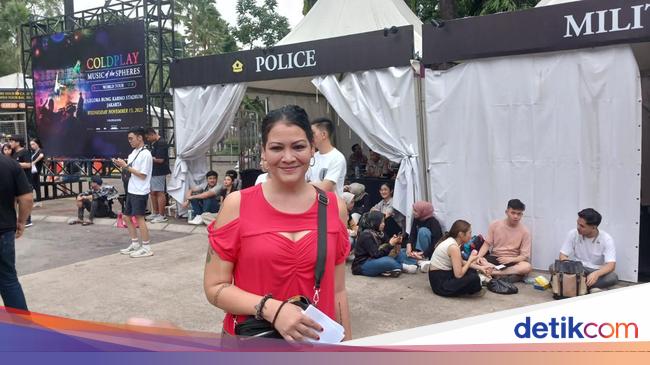 Sempat Bikin Pusing, Melanie Subono Ogah Diundang Nonton Mariah Carey