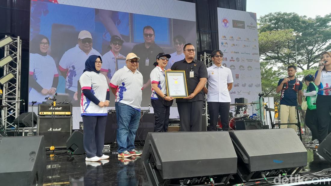 CT Arsa Charity Fun Run 2023 Cetak Rekor MURI!