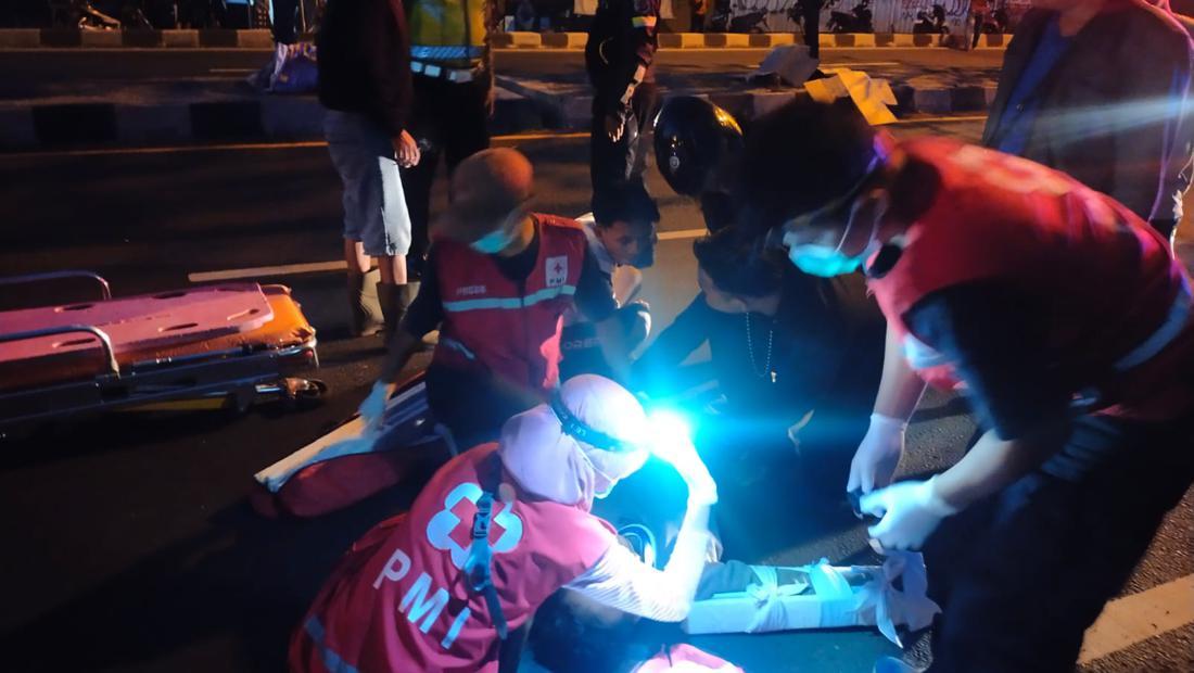 Pemotor Wanita Tewas Usai Terobos Lampu Merah Lalu Tabrak Mobil Di Bantul