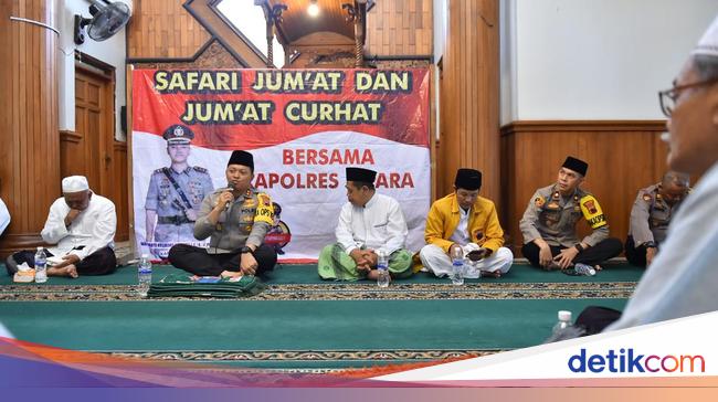 Jumat Curhat Kapolres Jepara Ajak Warga Antisipasi Banjir Dan Pohon