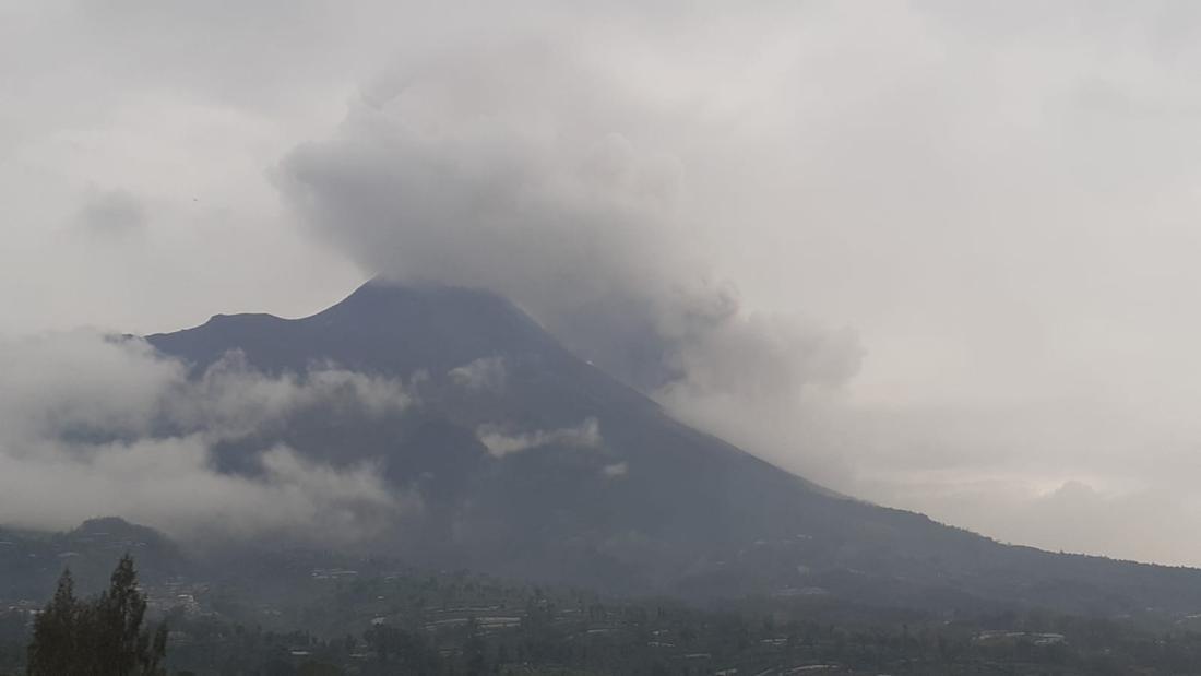 Update Aktivitas Gunung Merapi Hari Ini, Ada Guguran Lava 1 Km