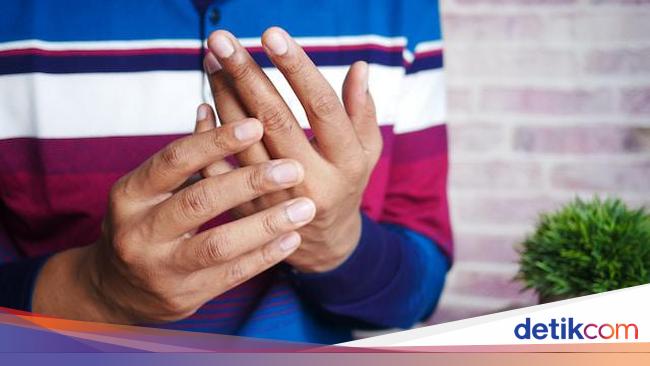 8 Arti Kedutan Telapak Tangan Kiri Menurut Primbon Jawa 8948