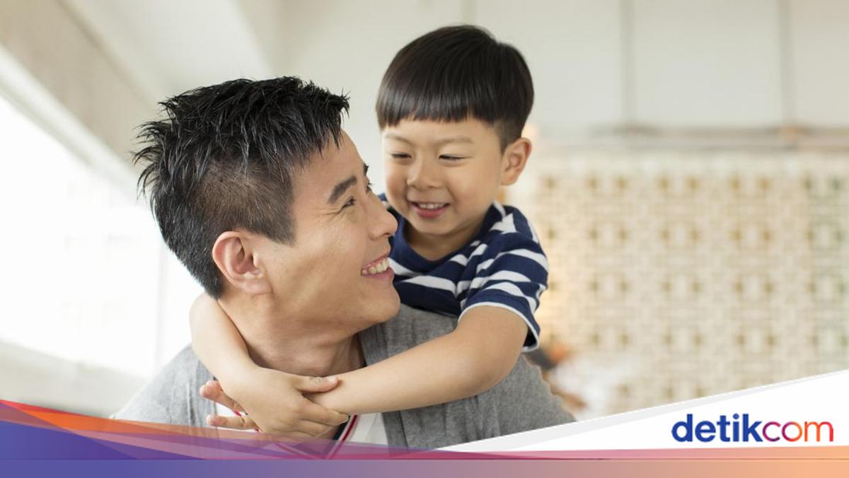 17 Lagu tentang Ayah Lengkap Indonesia-Inggris, Penuh Makna dan Emosional