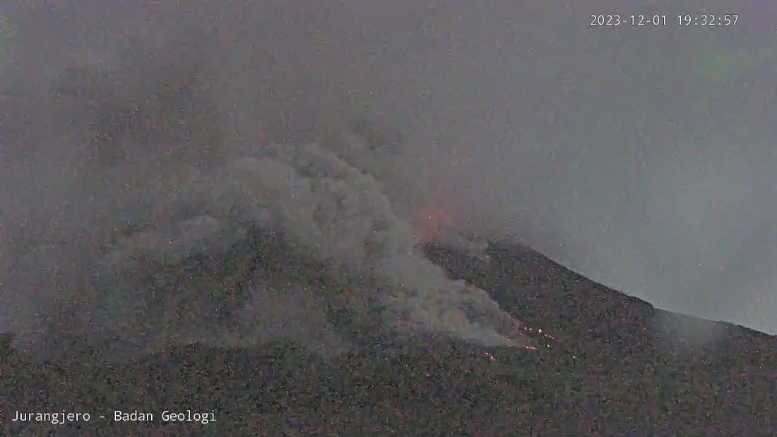 BNPB: Aktivitas Gunung Merapi Tinggi, Berpotensi Guguran Awan Panas