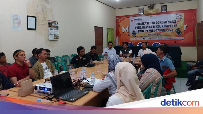 Cegah Hoaks Pemilu Bawaslu Bojonegoro Pers Jadi Gerbang Pertama