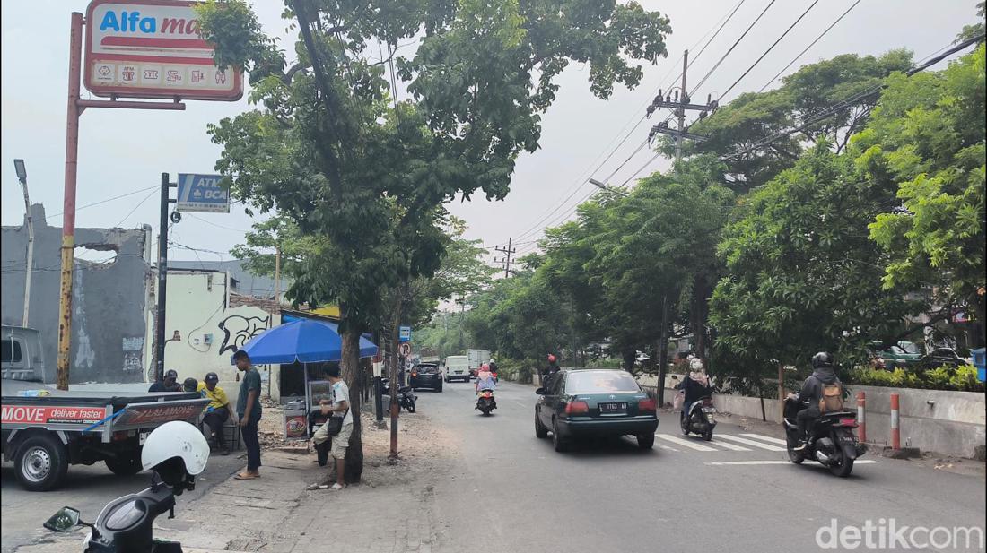 Penampakan Lokasi Video Viral Kuntilanak Di Minimarket Surabaya