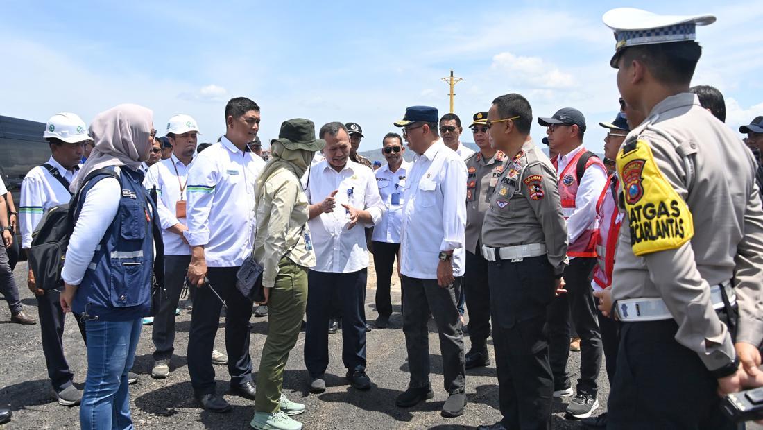 Menhub Cek Kesiapan Angkutan Nataru Di Pelabuhan Ketapang-Gilimanuk