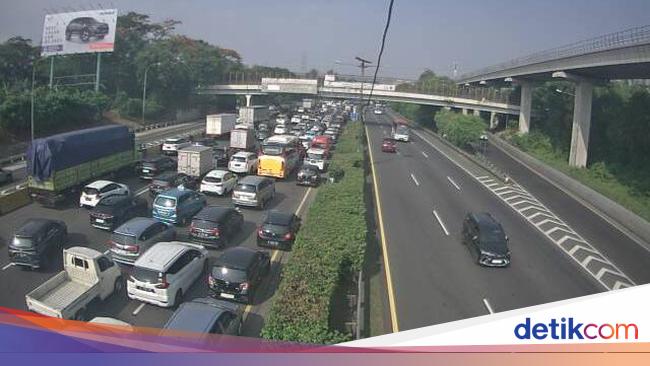 9. Kendaraan Tidak Lancar di Tol Japek Halim-Cawang Pagi Ini, Tol Dalkot Cawang-Kuningan Sebagai Penyebabnya