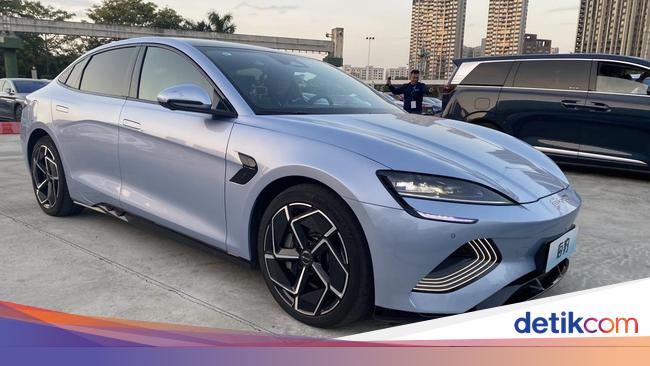 Ruben Onsu Hadiahi Betrand Peto Mobil Listrik, Segini Harganya