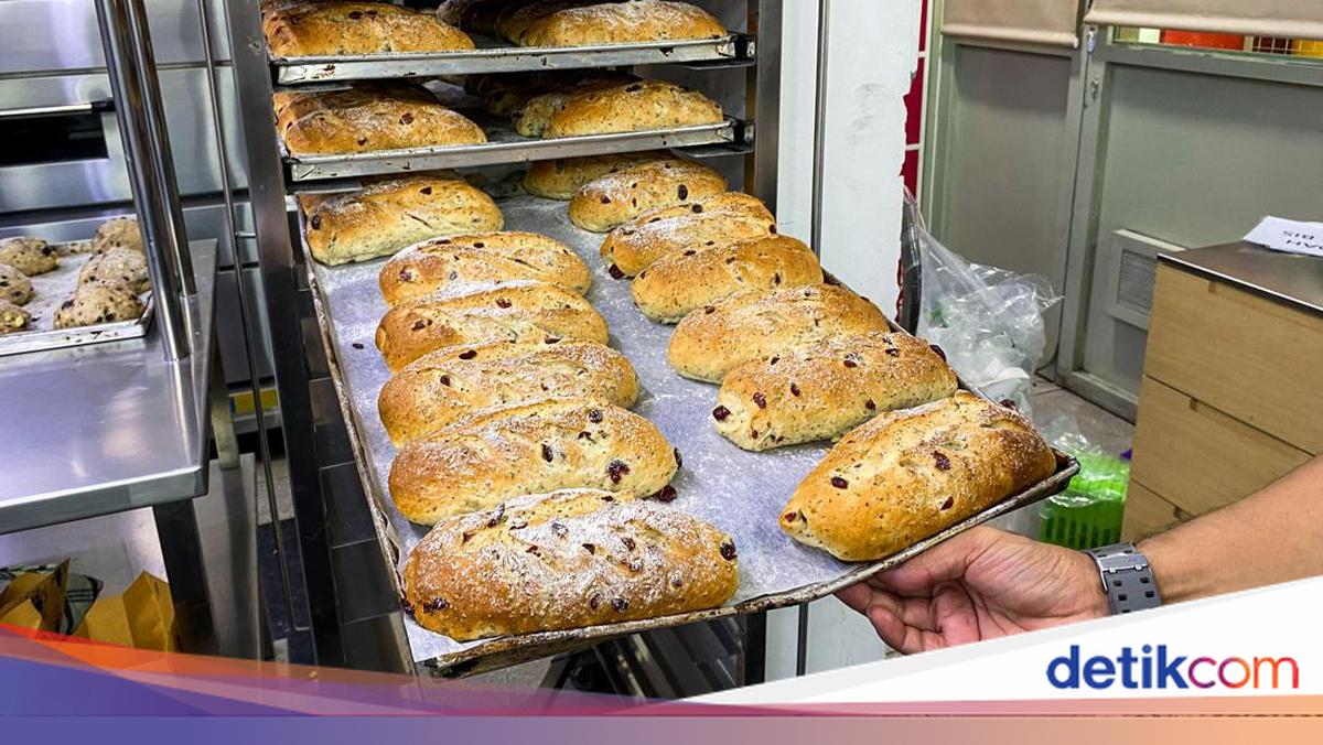 Roti Macan Ludes Jual 800 Roti Setiap Hari, Begini Cara Belinya!
