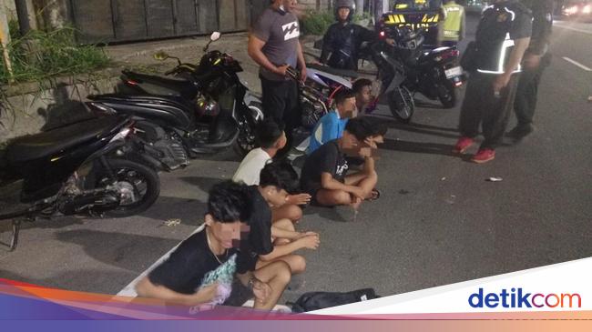 6 Anak Muda di Denpasar Ditangkap Polisi gegara Balap Liar, 4 Motor Disita - detikBali
