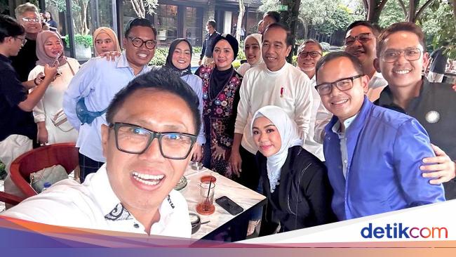 Makan Siang Bareng Jokowi Zulhas Didampingi Blue Squad Pan