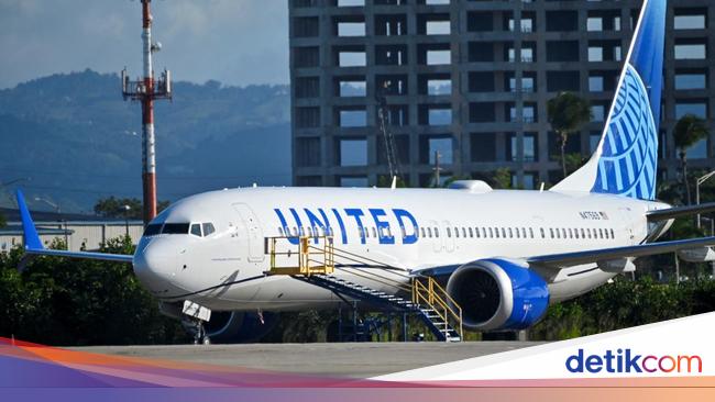 Kabin Berasap Saat Layanan Makanan, Pesawat Putar Balik
