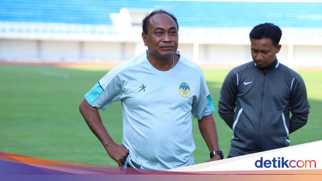 PSIM Jogja vs Semen Padang Match Drama: Alfriyanto Nico’s Shocking Red Card