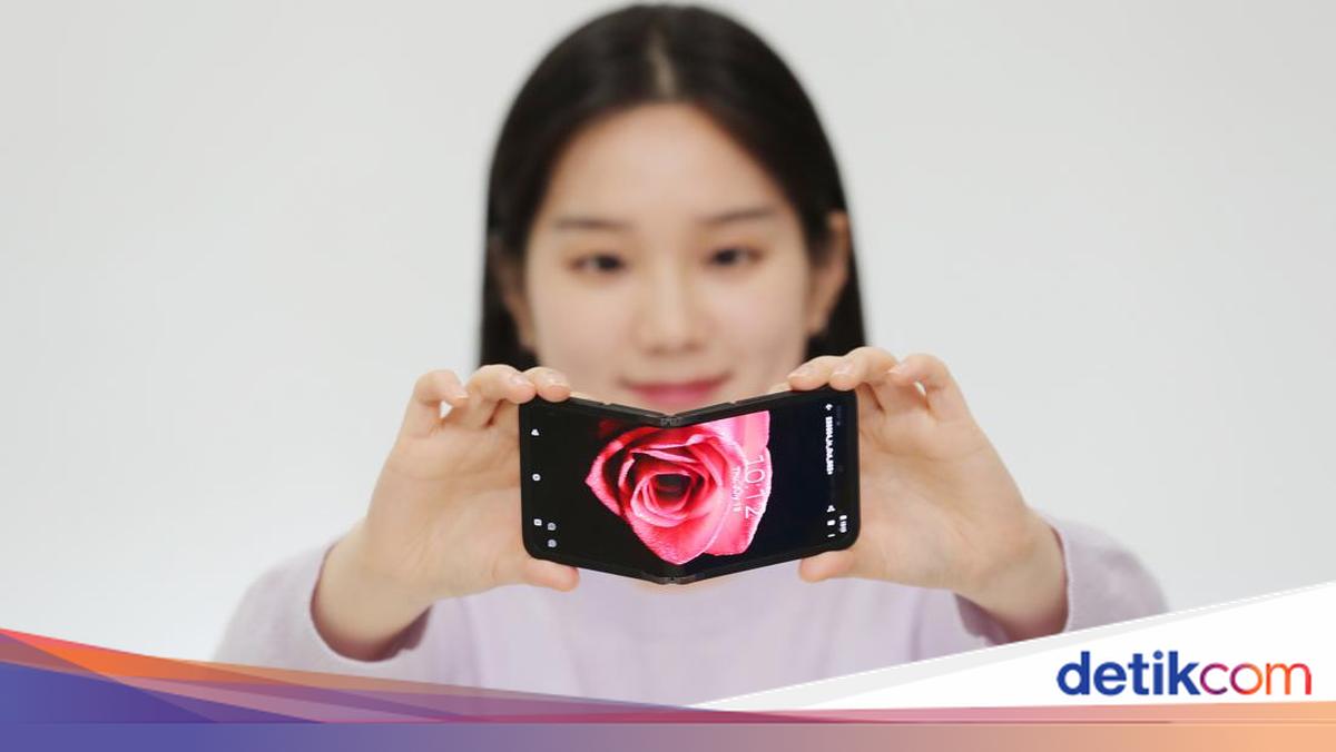 Samsung Pamerkan Desain Foldable yang Bisa Dilipat Dua Arah