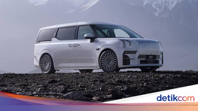 Ditimpa Truk Cuma Lecet, Calon Penjegal Toyota Alphard Ini Bakal Masuk Indonesia