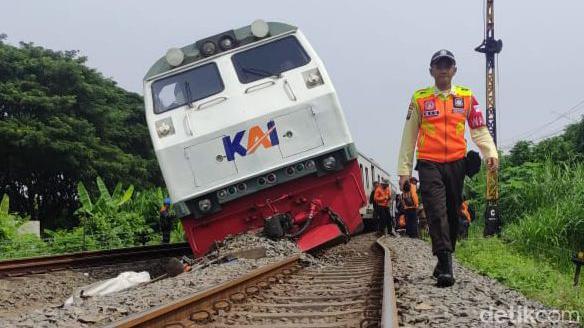 KA Pandalungan Anjlok Di Emplasemen Stasiun Tanggulangin Sidoarjo