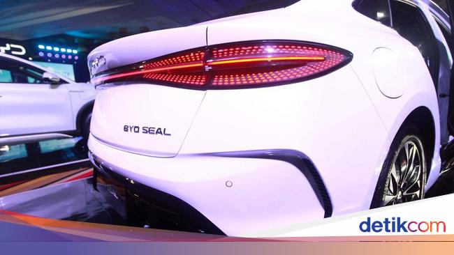 Mobil Listrik Terlaris Juli: BYD Seal Salip Wuling Cloud EV-Chery Omoda E5