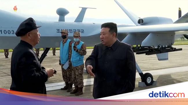 Viral Kim Jong Un Pamer Drone Tercanggih Korut Mirip Global Hawk As