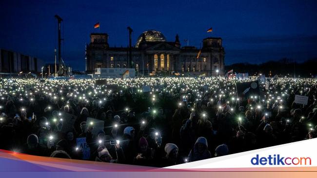 Massive Protests Against Far-Right AfD Party Sweep Germany