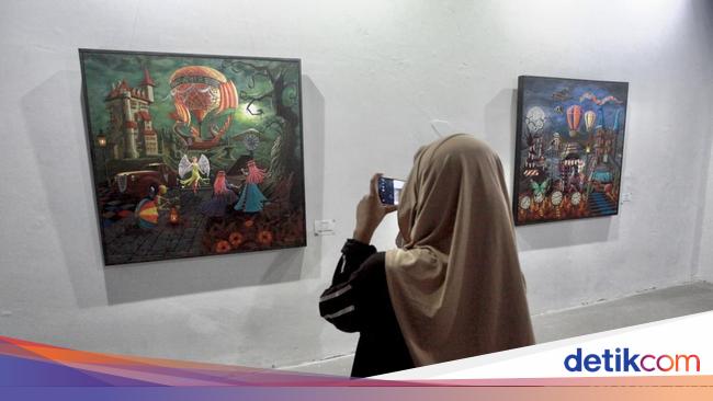 Melihat Pameran Karya Lukis Surealisme 'Wondermind' di Bellevue Art Space