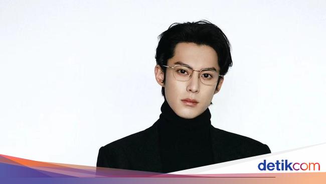 Aktor China Dylan Wang Putus Cinta, Disebut Suap Mantan Pacar Agar Diam