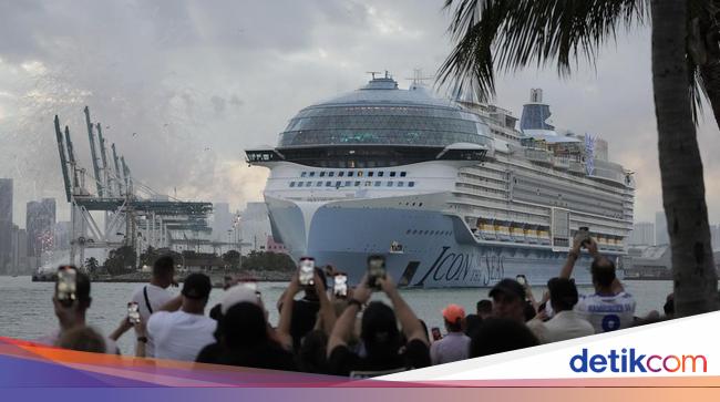 Melihat Kapal Pesiar Terbesar Di Dunia Mengarungi Lautan 2679