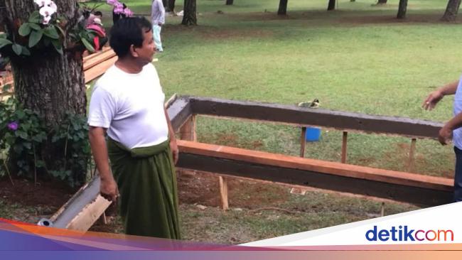 Prabowo Subianto’s Quiet Weekend at Hambalang Residence Ahead of 2024 Election – Video Coverage of Relaxing at Home