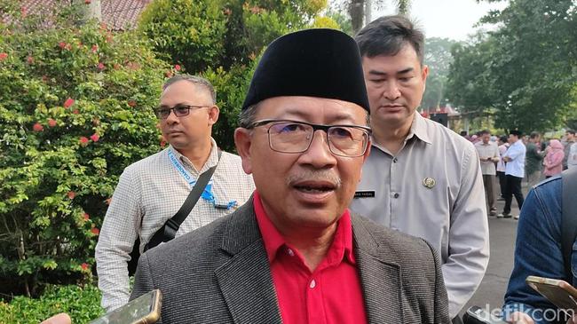 Adik Jadi Tersangka Proyek, Bupati Cianjur: Tanggung Sendiri Risikonya