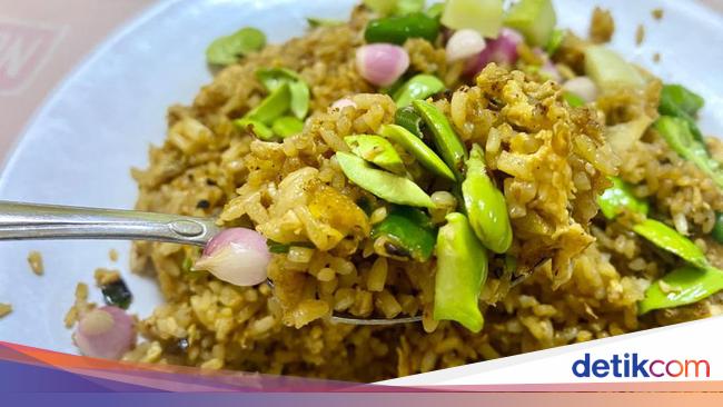 Sejak 1965! Nasi Goreng Legendaris di Bogor Ini Masih Banyak Digemari