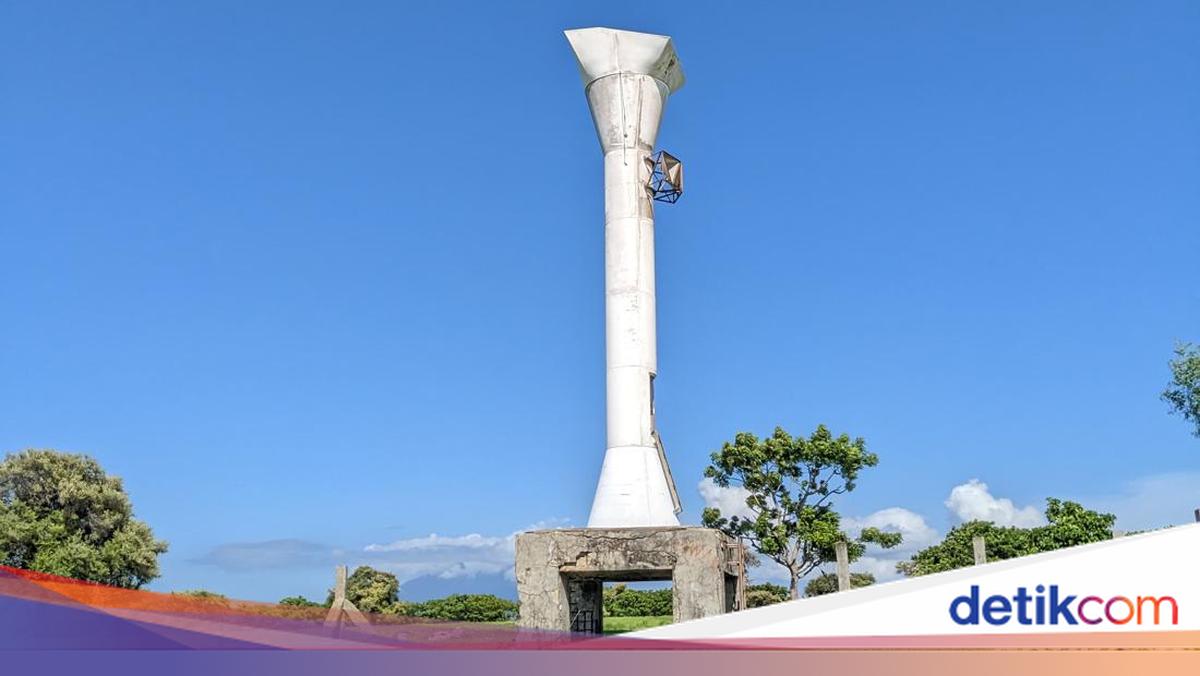 Pesona Tanjung Kolipadan Lembata, Ada Mercusuar Tua